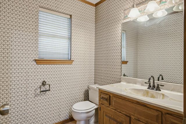 716 S Houston Street, Edgewood, TX 75117