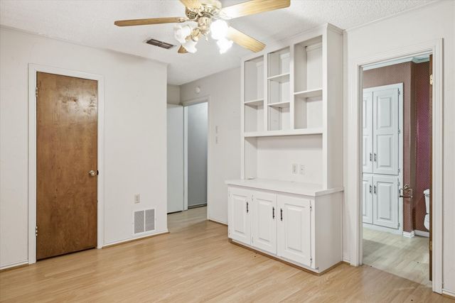 716 S Houston Street, Edgewood, TX 75117