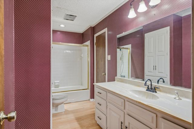 716 S Houston Street, Edgewood, TX 75117