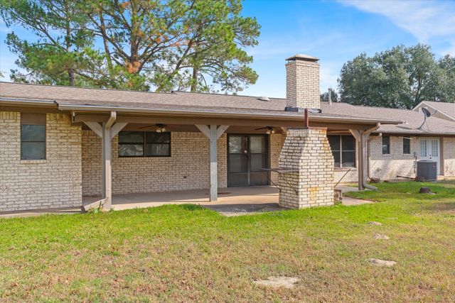 716 S Houston Street, Edgewood, TX 75117