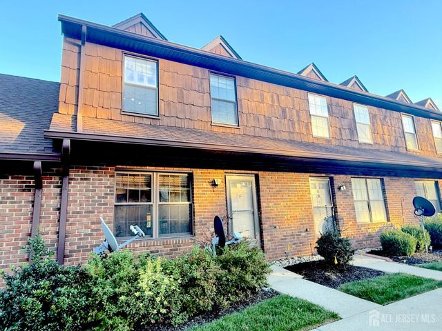 16 Quail Run Road, Jamesburg, NJ 08831