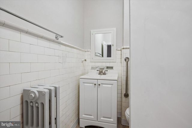 1313 E RITTENHOUSE ST, Philadelphia, PA 19138