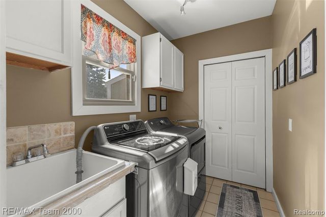 34181 Navin Avenue, Livonia, MI 48152