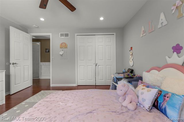 34181 Navin Avenue, Livonia, MI 48152