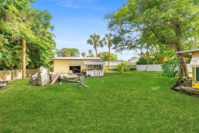 330 NW 32ND Court, Oakland Park, FL 33309