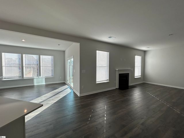 18 Stumphouse Street, Greenville, SC 29607