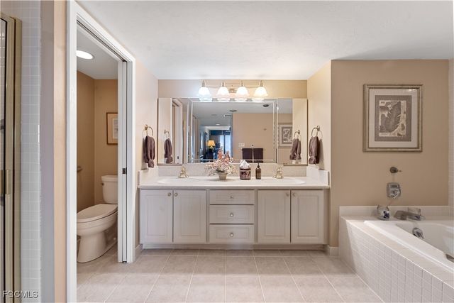 5260 S Landings DR 1003, Fort Myers, FL 33919