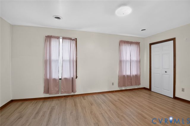 5105 Yellowstone Dr, Dinwiddie, VA 23803