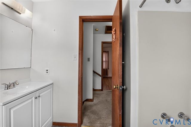 5105 Yellowstone Dr, Dinwiddie, VA 23803