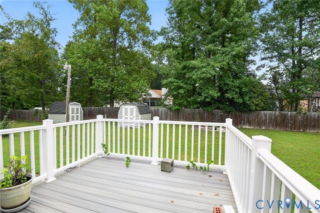 5105 Yellowstone Dr, Dinwiddie, VA 23803