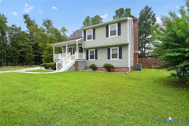 5105 Yellowstone Dr, Dinwiddie, VA 23803