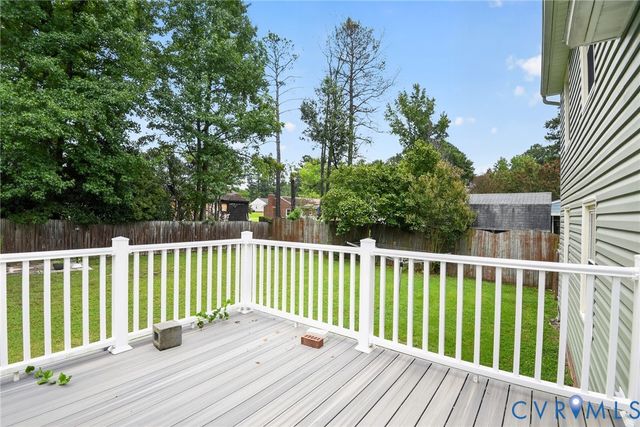 5105 Yellowstone Dr, Dinwiddie, VA 23803