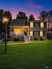 5105 Yellowstone Dr, Dinwiddie, VA 23803