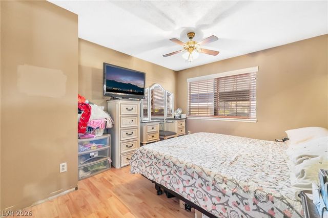 5821 Medallion Drive 102, Las Vegas, NV 89122