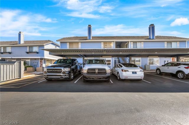 5821 Medallion Drive 102, Las Vegas, NV 89122