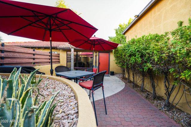 1745 E FRIESS Drive, Phoenix, AZ 85022