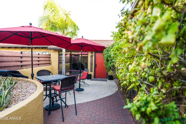 1745 E FRIESS Drive, Phoenix, AZ 85022