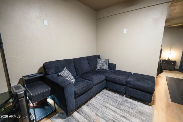 1745 E FRIESS Drive, Phoenix, AZ 85022