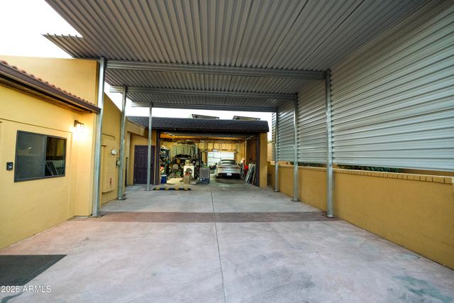1745 E FRIESS Drive, Phoenix, AZ 85022