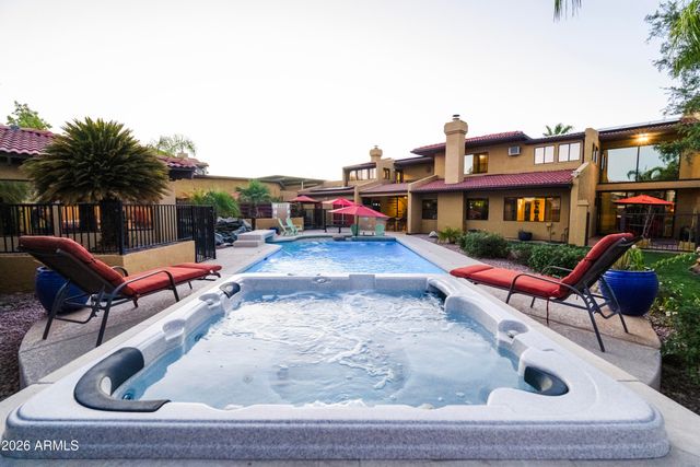 1745 E FRIESS Drive, Phoenix, AZ 85022
