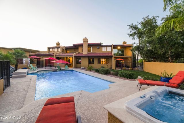 1745 E FRIESS Drive, Phoenix, AZ 85022