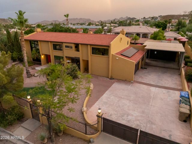 1745 E FRIESS Drive, Phoenix, AZ 85022