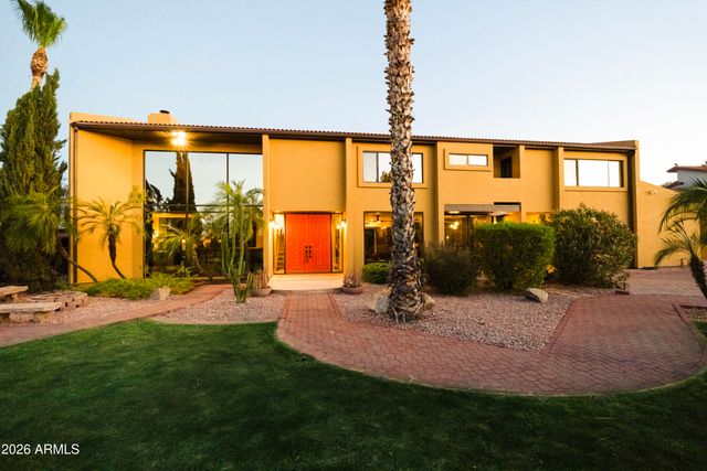 1745 E FRIESS Drive, Phoenix, AZ 85022