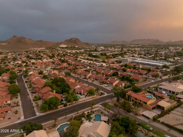 1745 E FRIESS Drive, Phoenix, AZ 85022