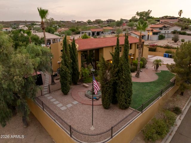 1745 E FRIESS Drive, Phoenix, AZ 85022