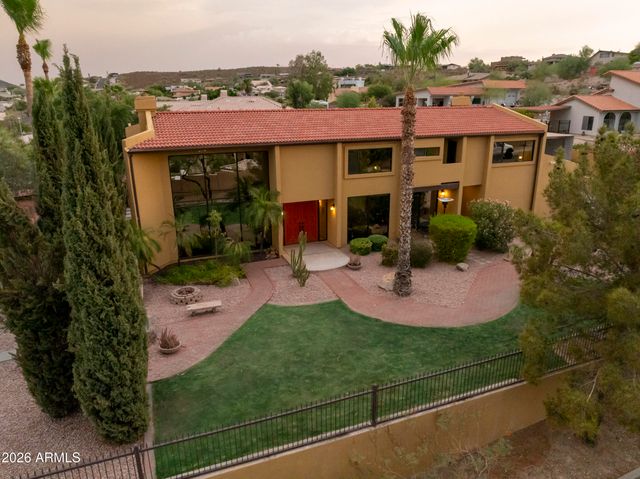1745 E FRIESS Drive, Phoenix, AZ 85022