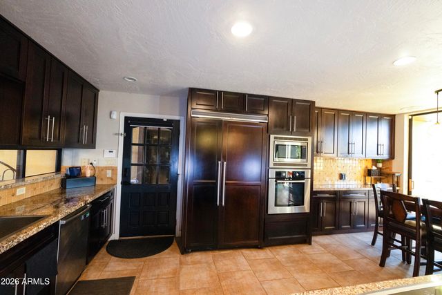 1745 E FRIESS Drive, Phoenix, AZ 85022