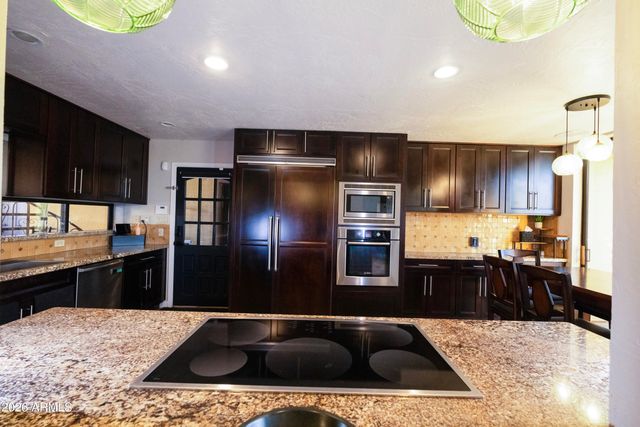 1745 E FRIESS Drive, Phoenix, AZ 85022