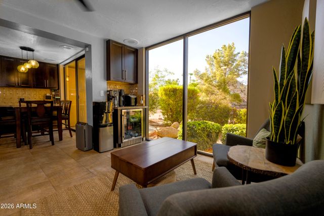 1745 E FRIESS Drive, Phoenix, AZ 85022