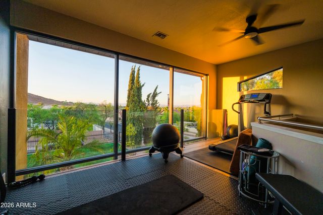 1745 E FRIESS Drive, Phoenix, AZ 85022
