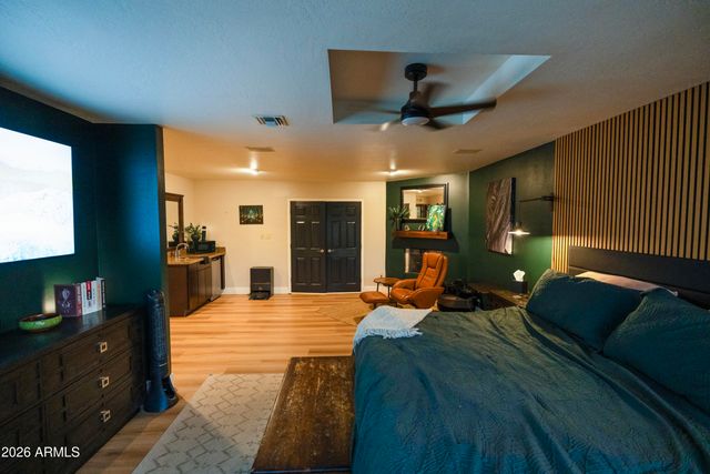 1745 E FRIESS Drive, Phoenix, AZ 85022