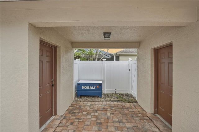 2583 SE Ruskin Drive, Port St. Lucie, Port St Lucie, FL 34952