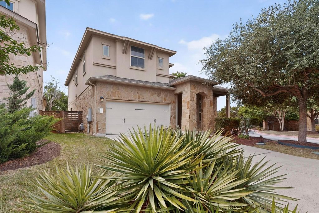 10917 Hidden Caves 31, Austin, TX 78726