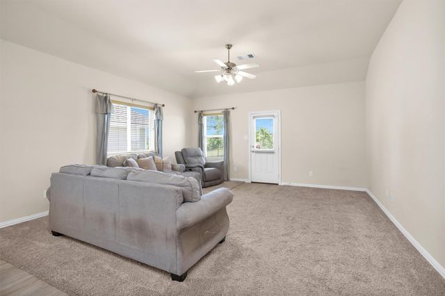 223 Shoreview Drive, Conroe, TX 77303