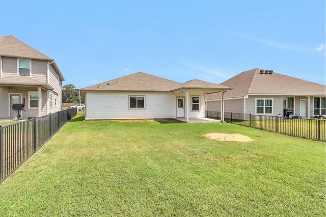 223 Shoreview Drive, Conroe, TX 77303