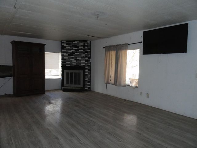 8 Avenida Valencia Court, Los Lunas, NM 87031