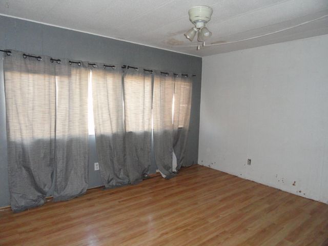 8 Avenida Valencia Court, Los Lunas, NM 87031