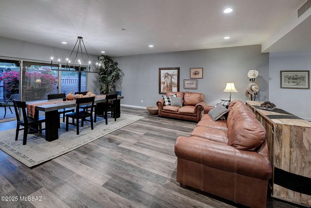 2611 E Avenida De Maria, Tucson, AZ 85718