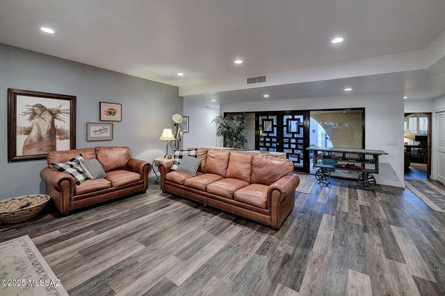 2611 E Avenida De Maria, Tucson, AZ 85718