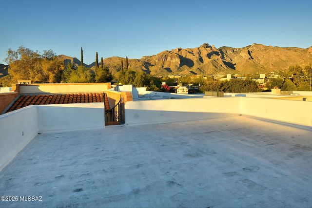 2611 E Avenida De Maria, Tucson, AZ 85718