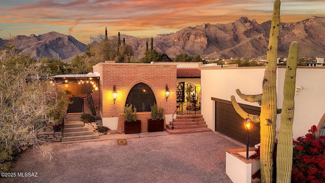 2611 E Avenida De Maria, Tucson, AZ 85718