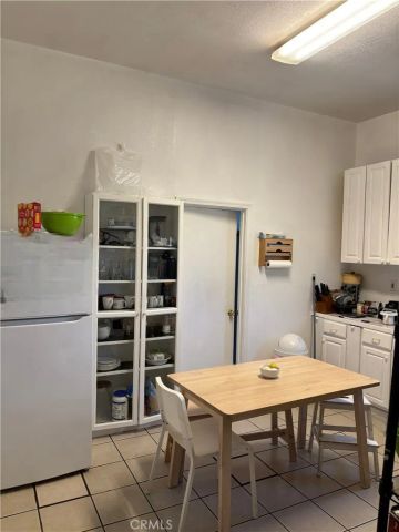 731 Campbell St, Oakland, CA 94607