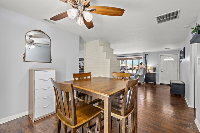 125 Weymouth Court, Schaumburg, IL 60193