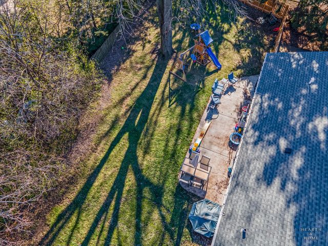 125 Weymouth Court, Schaumburg, IL 60193