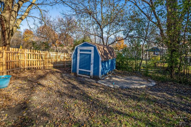 125 Weymouth Court, Schaumburg, IL 60193