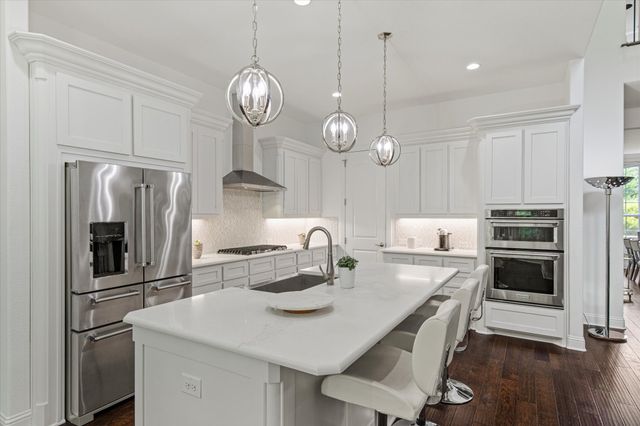 10933 Smoky Oak Trail, Flower Mound, TX 76226